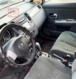 نيسان فيرسا